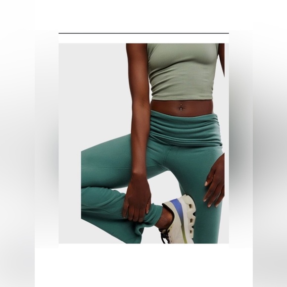 Free People Movement Aced it Flare Leggings, M, NWT - Picture 4 of 10